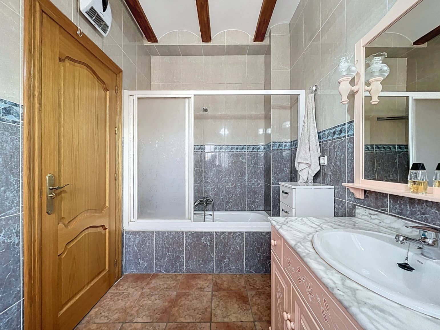 4 soveværelse Villa til salg i Alfaz del Pi / L'Alfas del Pi med swimmingpool garage - € 630.000 (Ref: 9002485)