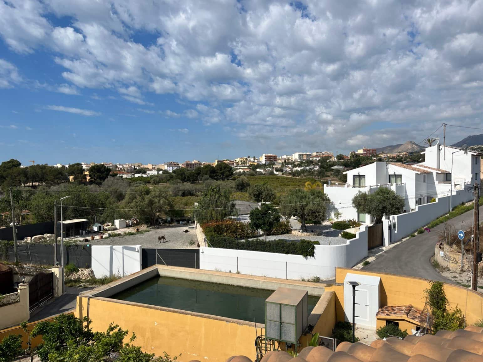 4 soveværelse Villa til salg i Alfaz del Pi / L'Alfas del Pi med swimmingpool garage - € 630.000 (Ref: 9002485)