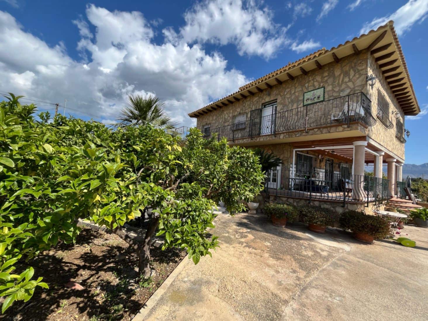 4 soveværelse Villa til salg i Alfaz del Pi / L'Alfas del Pi med swimmingpool garage - € 630.000 (Ref: 9002485)