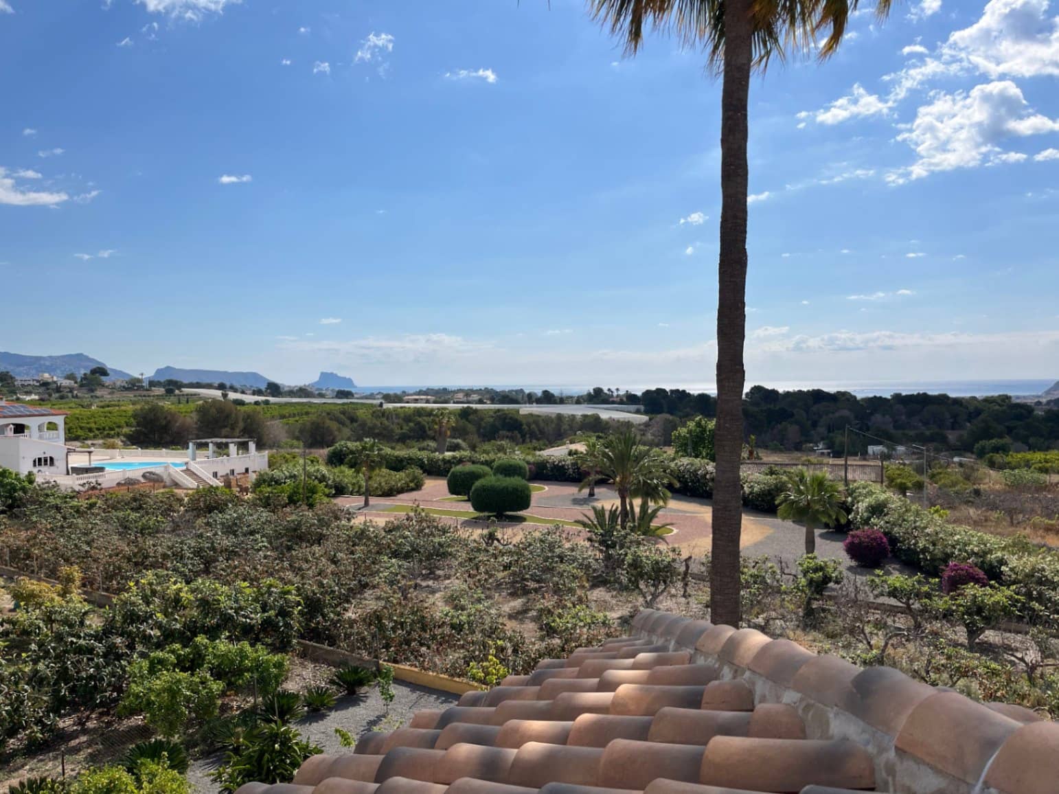 4 soveværelse Villa til salg i Alfaz del Pi / L'Alfas del Pi med swimmingpool garage - € 630.000 (Ref: 9002485)