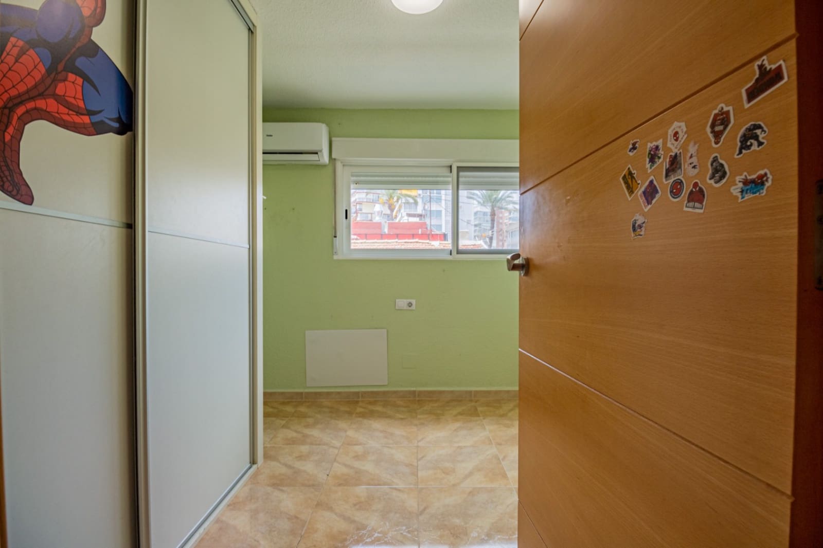 3 bedroom Apartment for sale in Benidorm with garage - € 599,000 (Ref: 9002486)