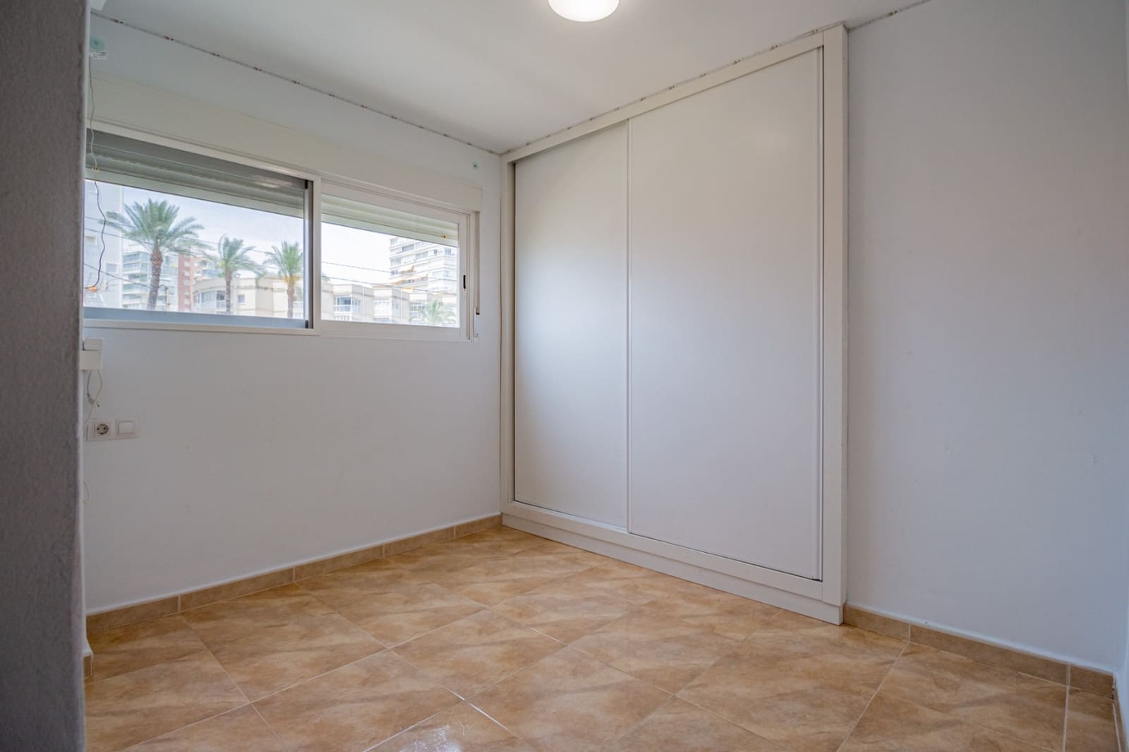 3 bedroom Apartment for sale in Benidorm with garage - € 599,000 (Ref: 9002486)