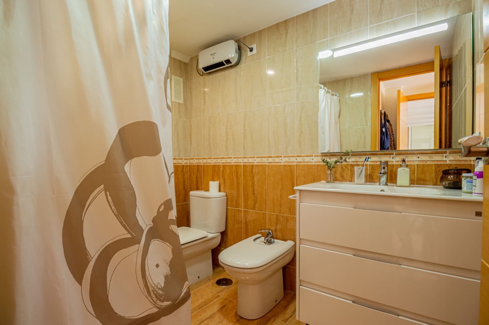 3 bedroom Apartment for sale in Benidorm with garage - € 599,000 (Ref: 9002486)