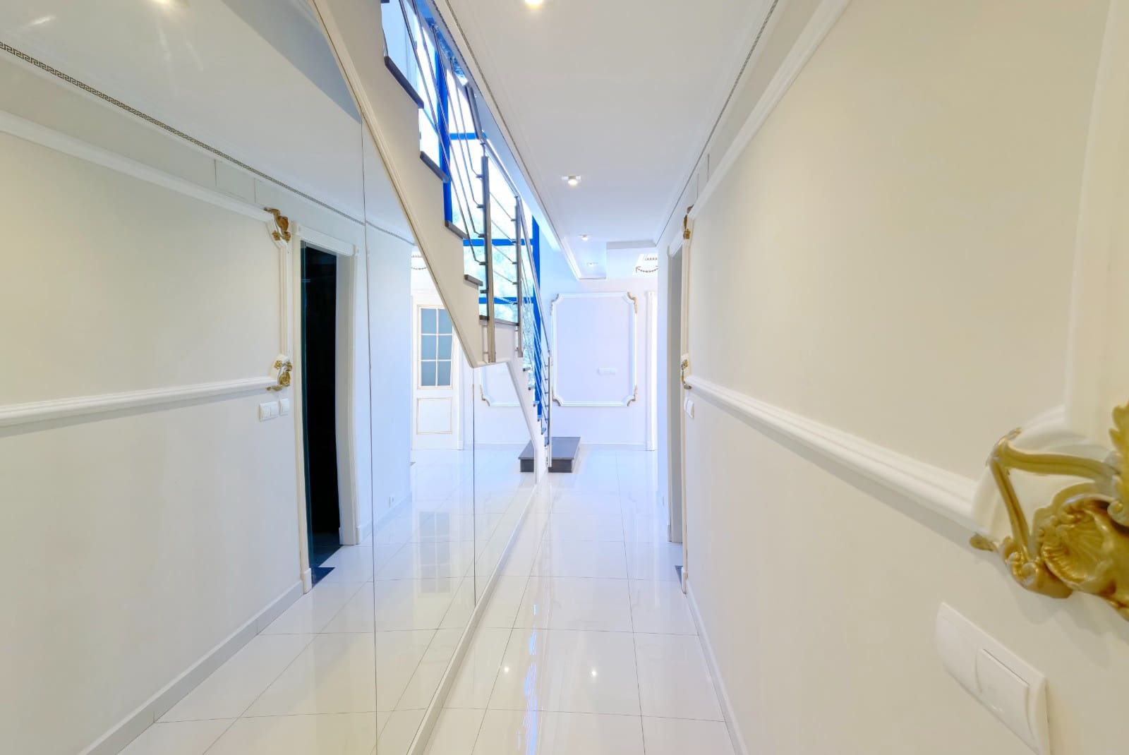 5 chambre Villa/Maison à vendre à Altea avec piscine garage - 895 000 € (Ref: 9019245)