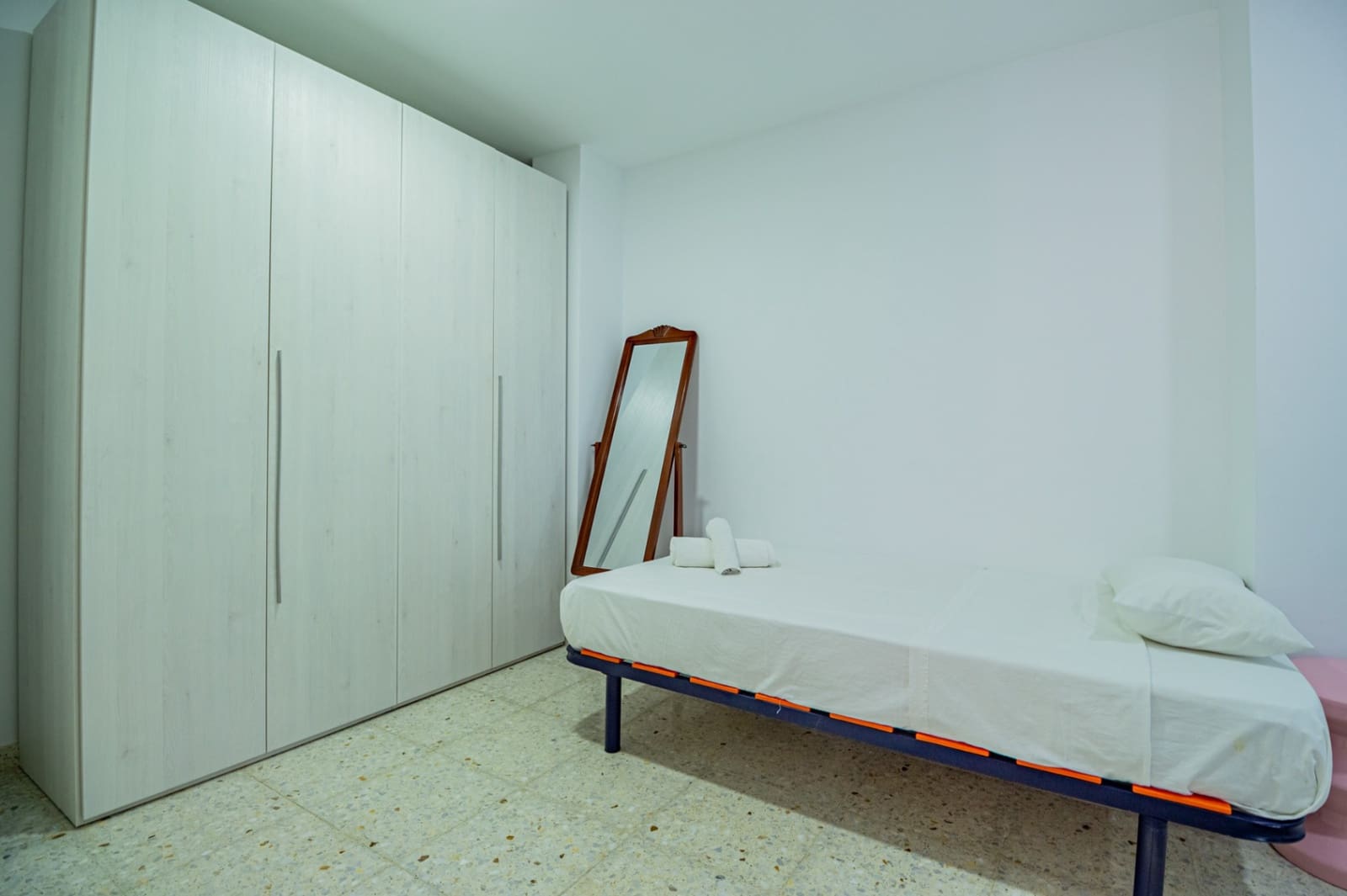 4 sypialnia Willa na sprzedaż w Alfaz del Pi / L'Alfas del Pi z basenem garażem - 1 199 000 € (Ref: 9022149)