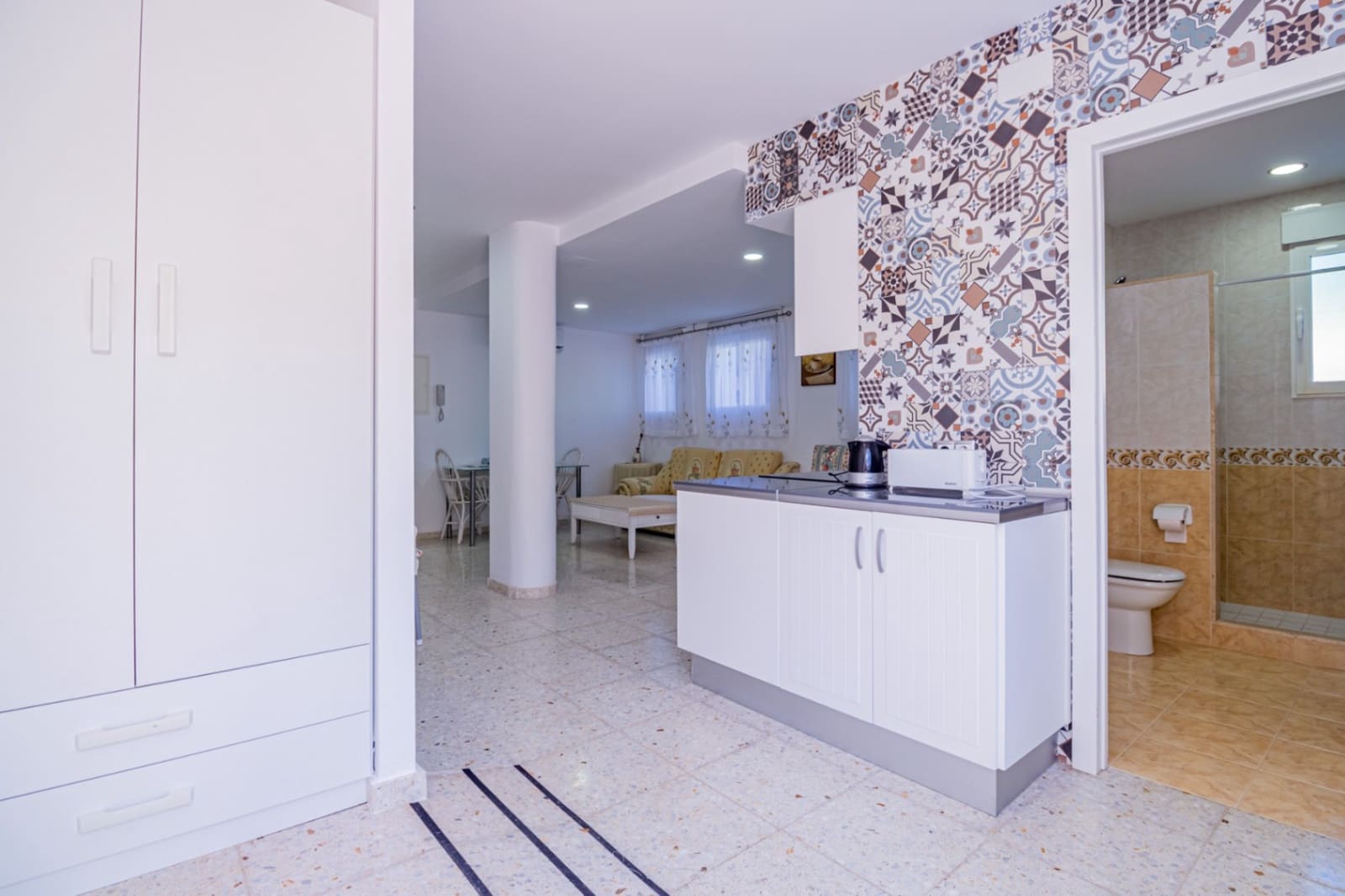 4 sypialnia Willa na sprzedaż w Alfaz del Pi / L'Alfas del Pi z basenem garażem - 1 199 000 € (Ref: 9022149)