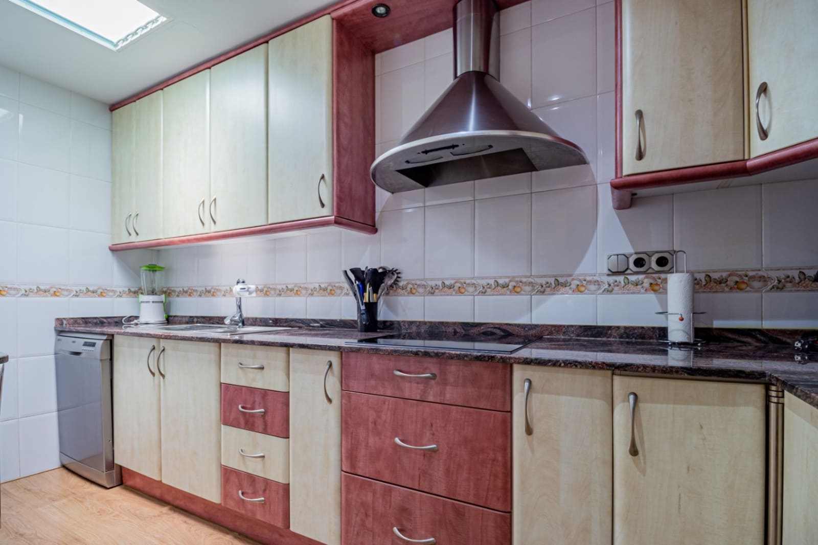 3 soveværelse Semi-Rækkehus til salg i Alfaz del Pi / L'Alfas del Pi med swimmingpool garage - € 379.000 (Ref: 9051471)