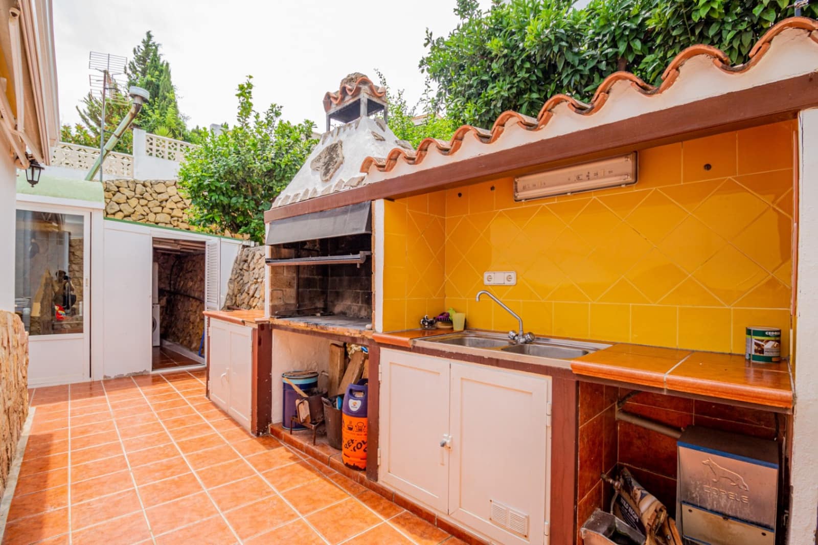 3 soveværelse Semi-Rækkehus til salg i Alfaz del Pi / L'Alfas del Pi med swimmingpool garage - € 379.000 (Ref: 9051471)