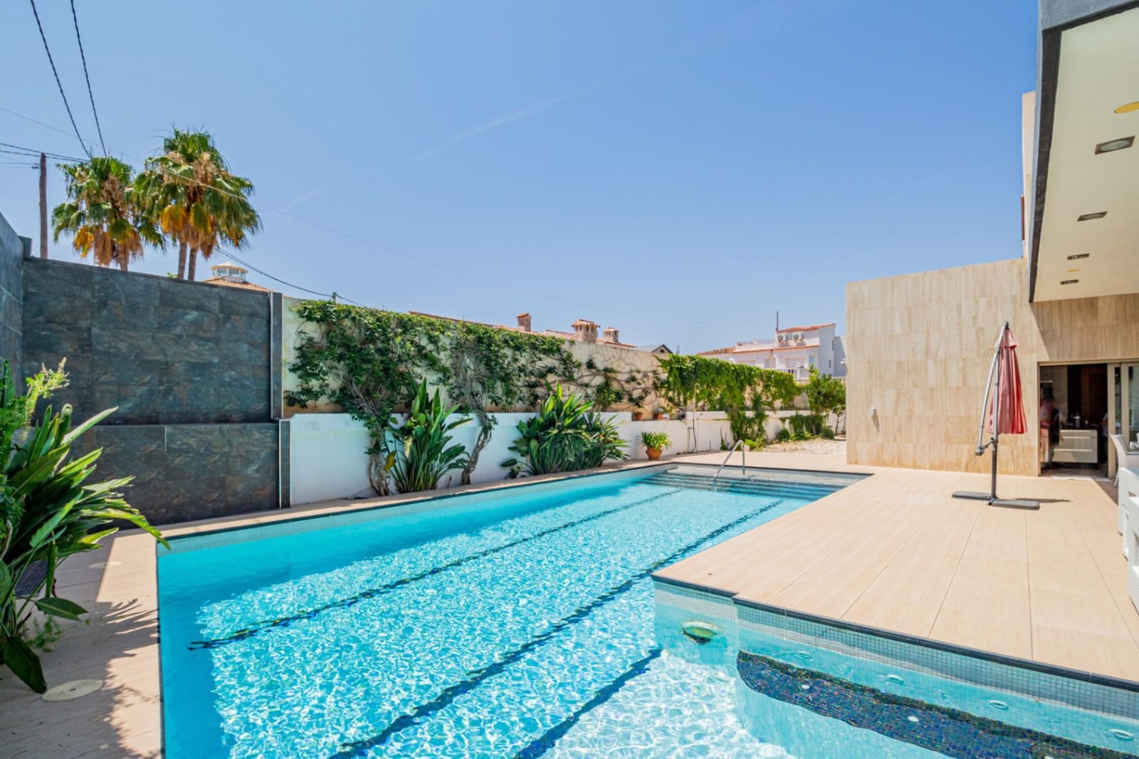 6 soverom Villa til salgs i Albir med svømmebasseng garasje - € 2 100 000 (Ref: 9069197)