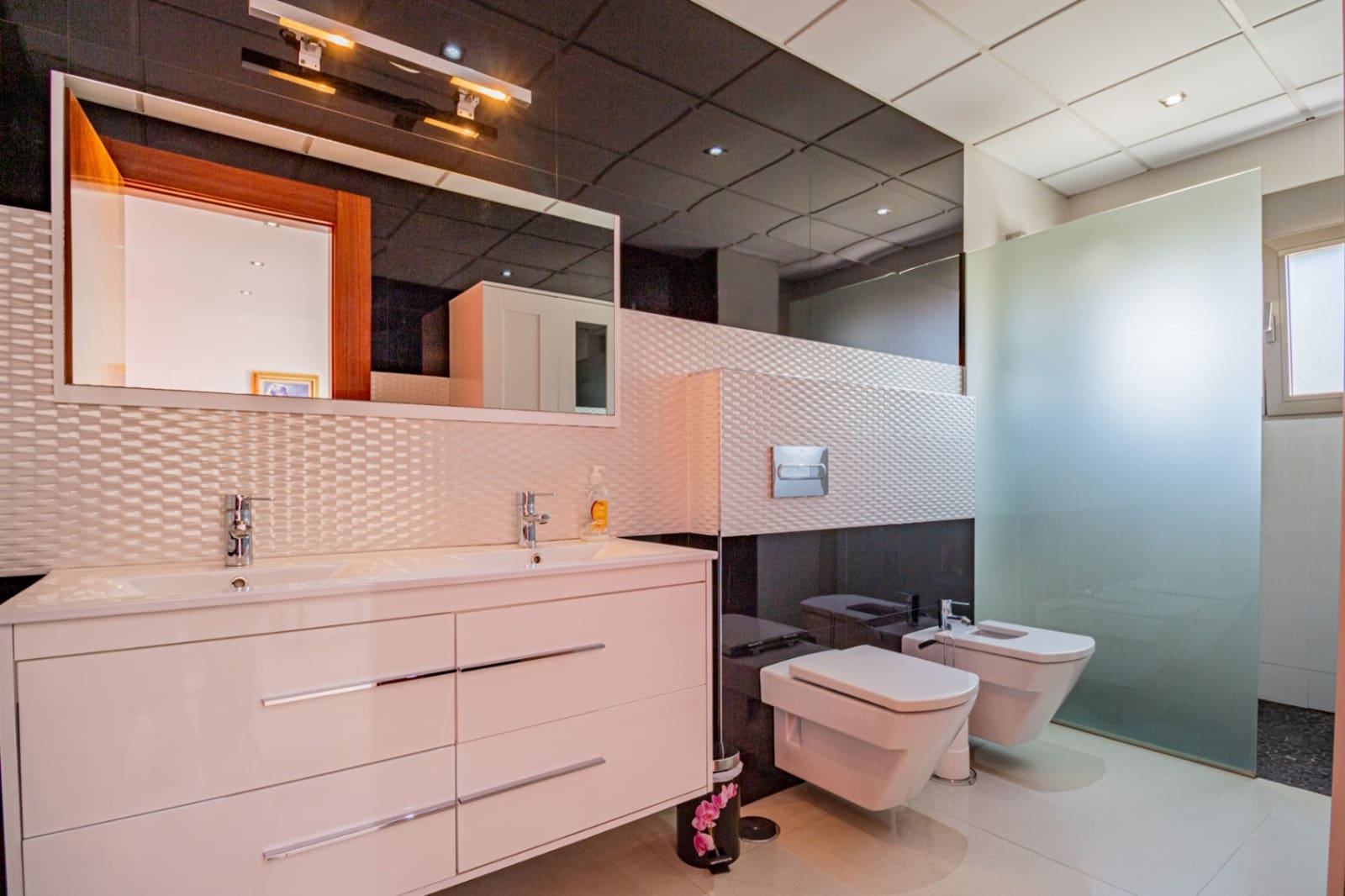 6 soverom Villa til salgs i Albir med svømmebasseng garasje - € 2 100 000 (Ref: 9069197)