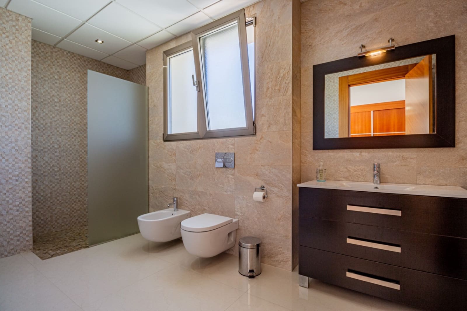 6 soverom Villa til salgs i Albir med svømmebasseng garasje - € 2 100 000 (Ref: 9069197)