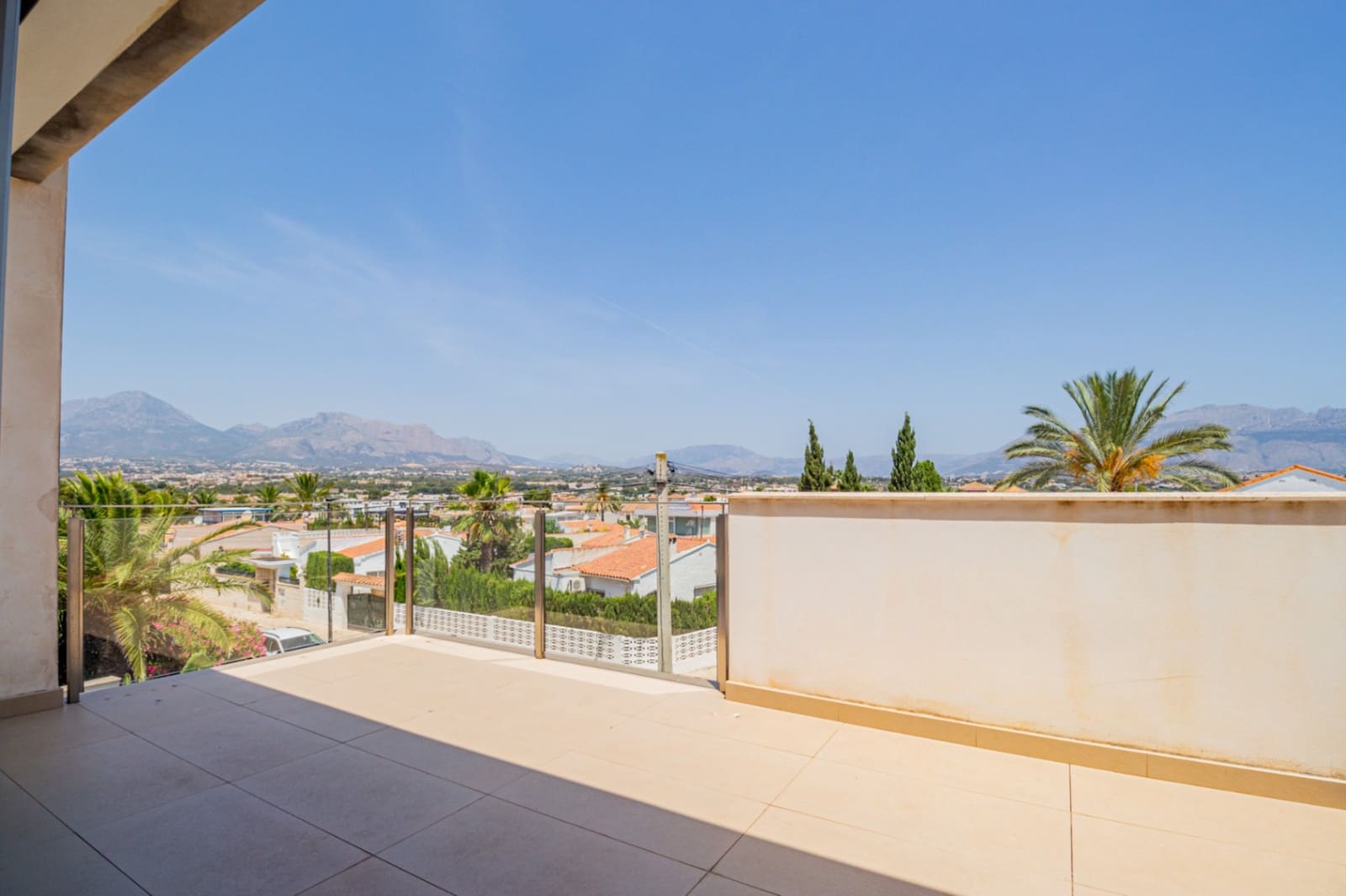 6 soverom Villa til salgs i Albir med svømmebasseng garasje - € 2 100 000 (Ref: 9069197)