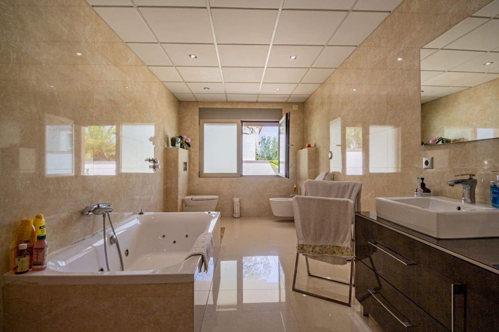 6 soverom Villa til salgs i Albir med svømmebasseng garasje - € 2 100 000 (Ref: 9069197)