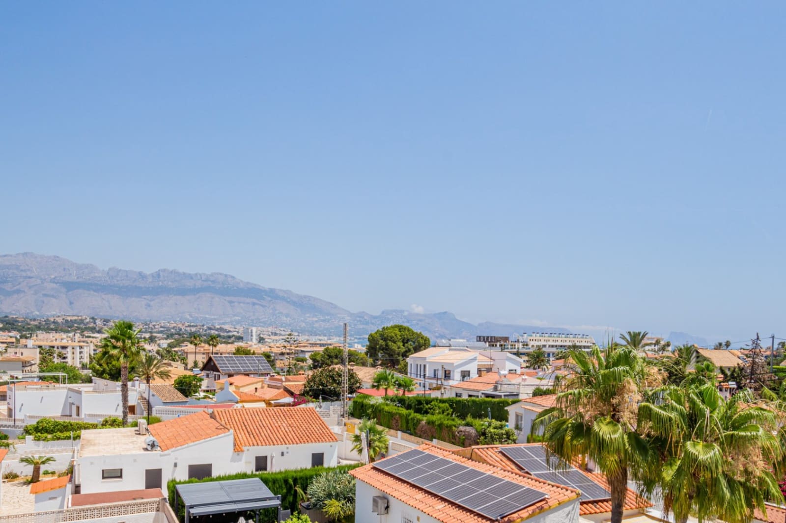 6 soverom Villa til salgs i Albir med svømmebasseng garasje - € 2 100 000 (Ref: 9069197)