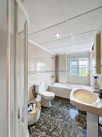 5 sovrum Semi-fristående Villa till salu i La Nucia Pueblo  , La Nucia med garage - 350 000 € (Ref: 9069198)