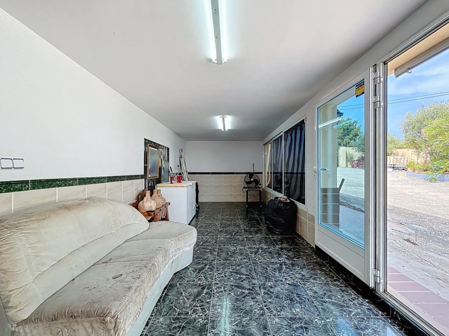 5 soveværelse Semi-Rækkehus til salg i La Nucia med garage - € 350.000 (Ref: 9069198)