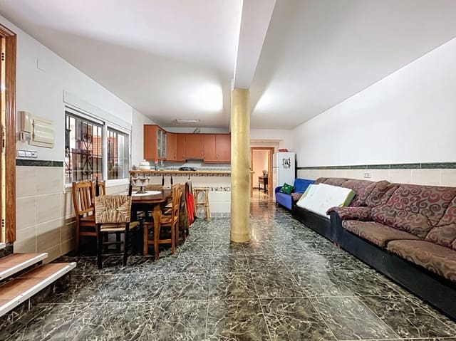 5 sovrum Semi-fristående Villa till salu i La Nucia Pueblo  , La Nucia med garage - 350 000 € (Ref: 9069198)