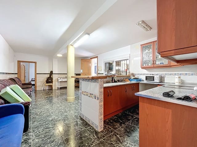 5 sovrum Semi-fristående Villa till salu i La Nucia Pueblo  , La Nucia med garage - 350 000 € (Ref: 9069198)