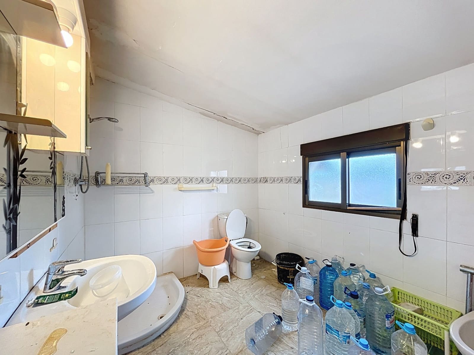 5 soveværelse Semi-Rækkehus til salg i La Nucia med garage - € 350.000 (Ref: 9069198)