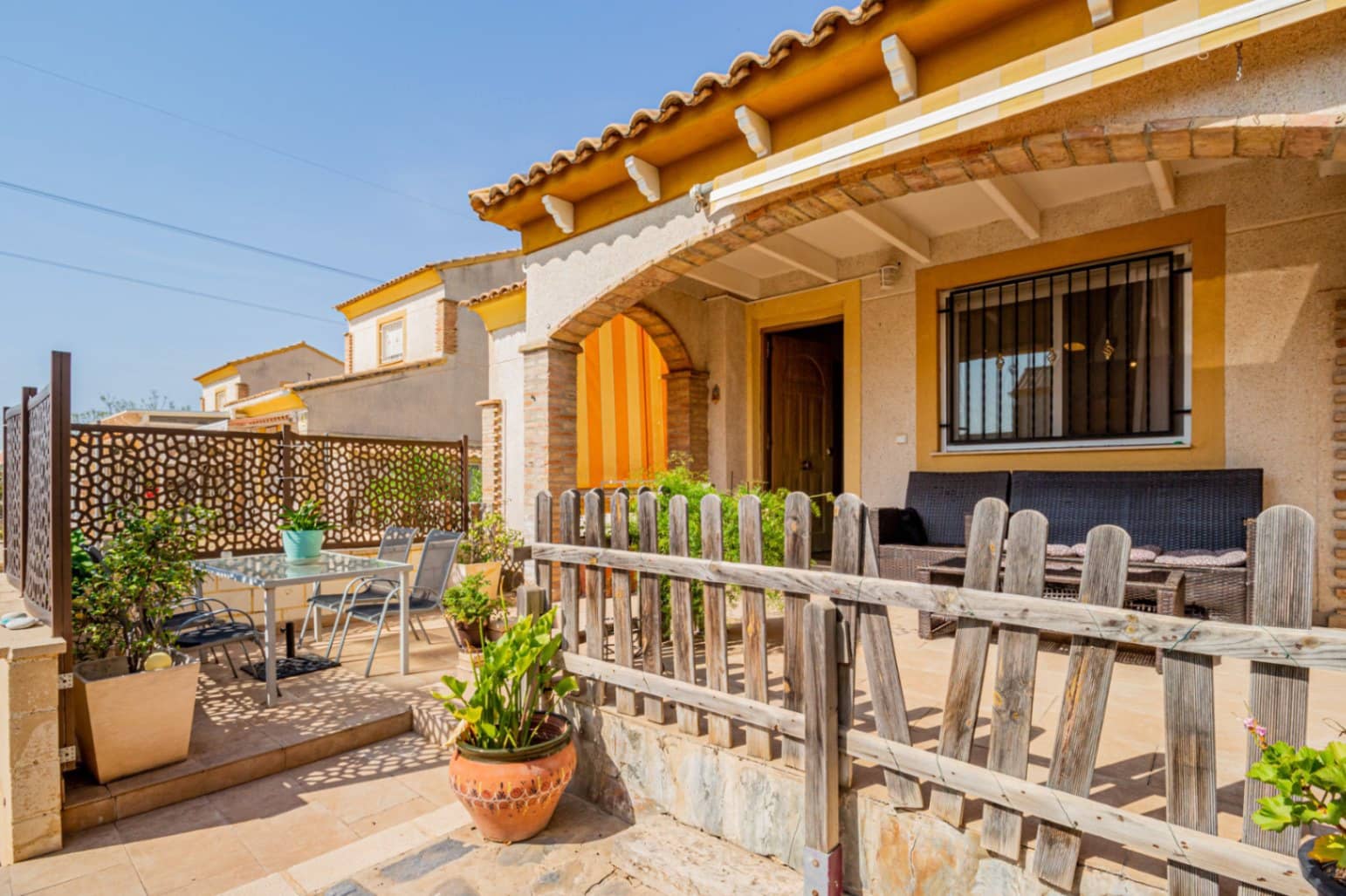 3 slaapkamer Villa te koop in Polop met zwembad garage - € 269.000 (Ref: 9072890)