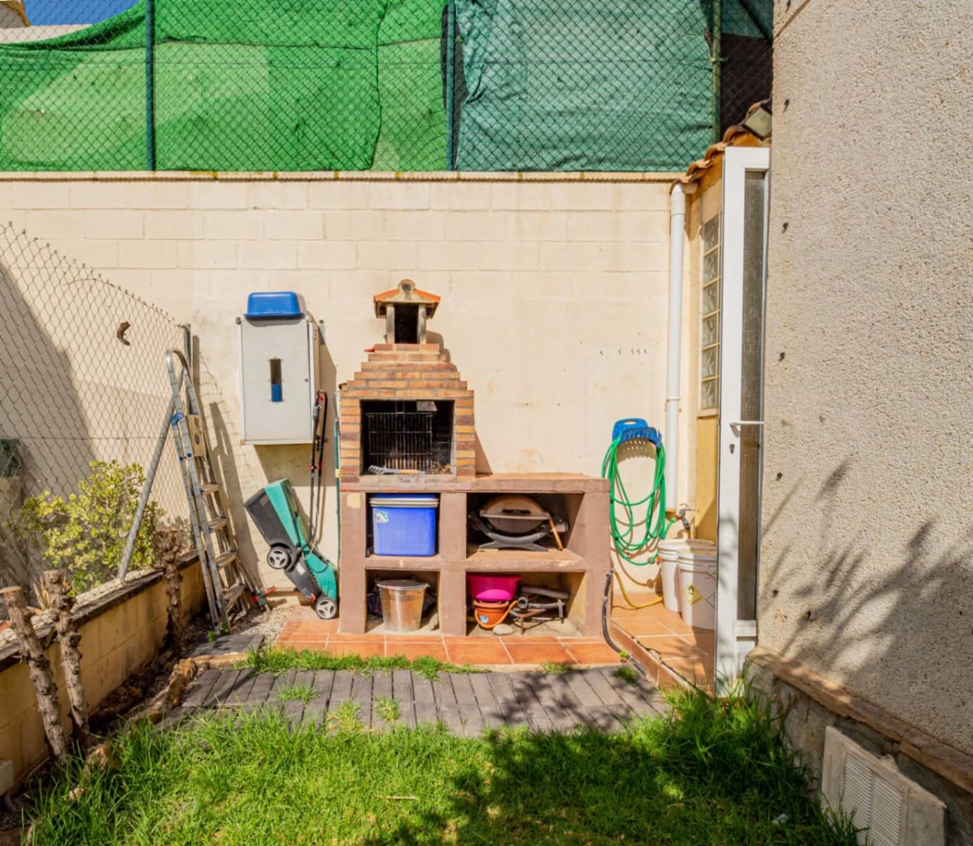 3 slaapkamer Villa te koop in Polop met zwembad garage - € 269.000 (Ref: 9072890)