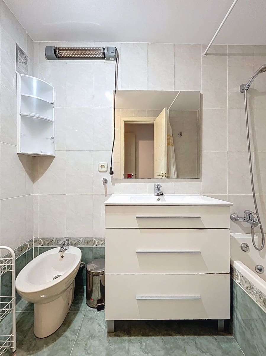 2 soverom Leilighet til salgs i Albir med svømmebasseng garasje - € 330 000 (Ref: 9076879)