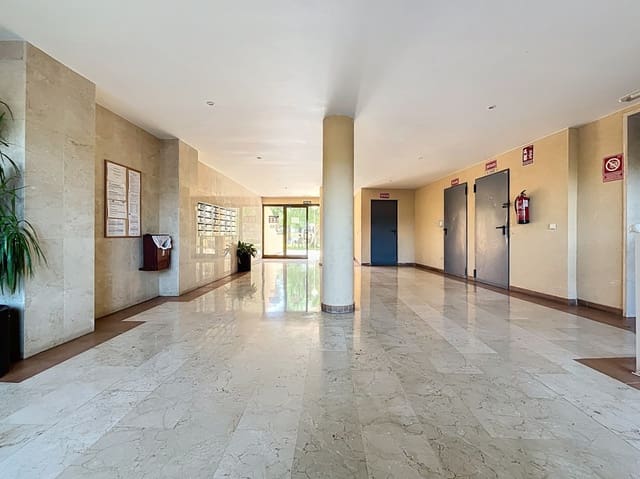 2 chambre Appartement à vendre à Albir, Alfaz del Pi / L'Alfàs del Pi avec piscine garage - 330 000 € (Ref: 9076879)