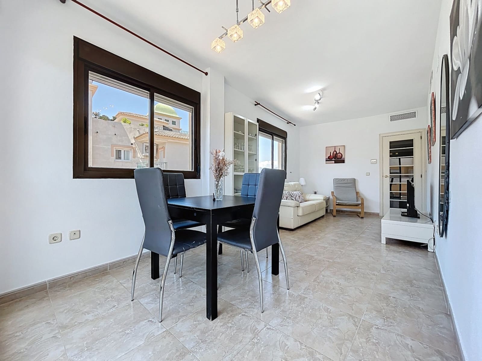 2 soverom Leilighet til salgs i Albir med svømmebasseng garasje - € 330 000 (Ref: 9076879)