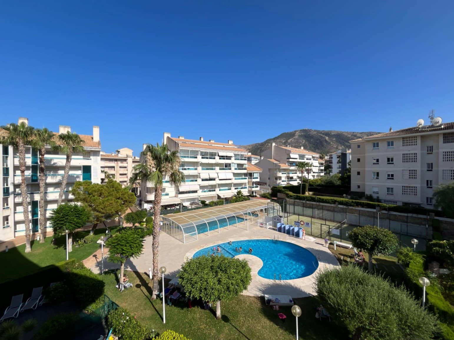 2 slaapkamer Appartement te koop in Albir met zwembad garage - € 385.000 (Ref: 9076880)
