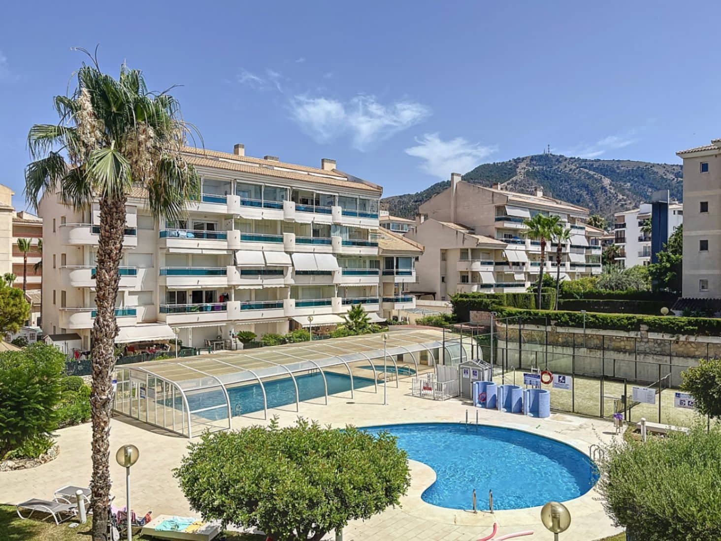 2 slaapkamer Appartement te koop in Albir met zwembad garage - € 385.000 (Ref: 9076880)