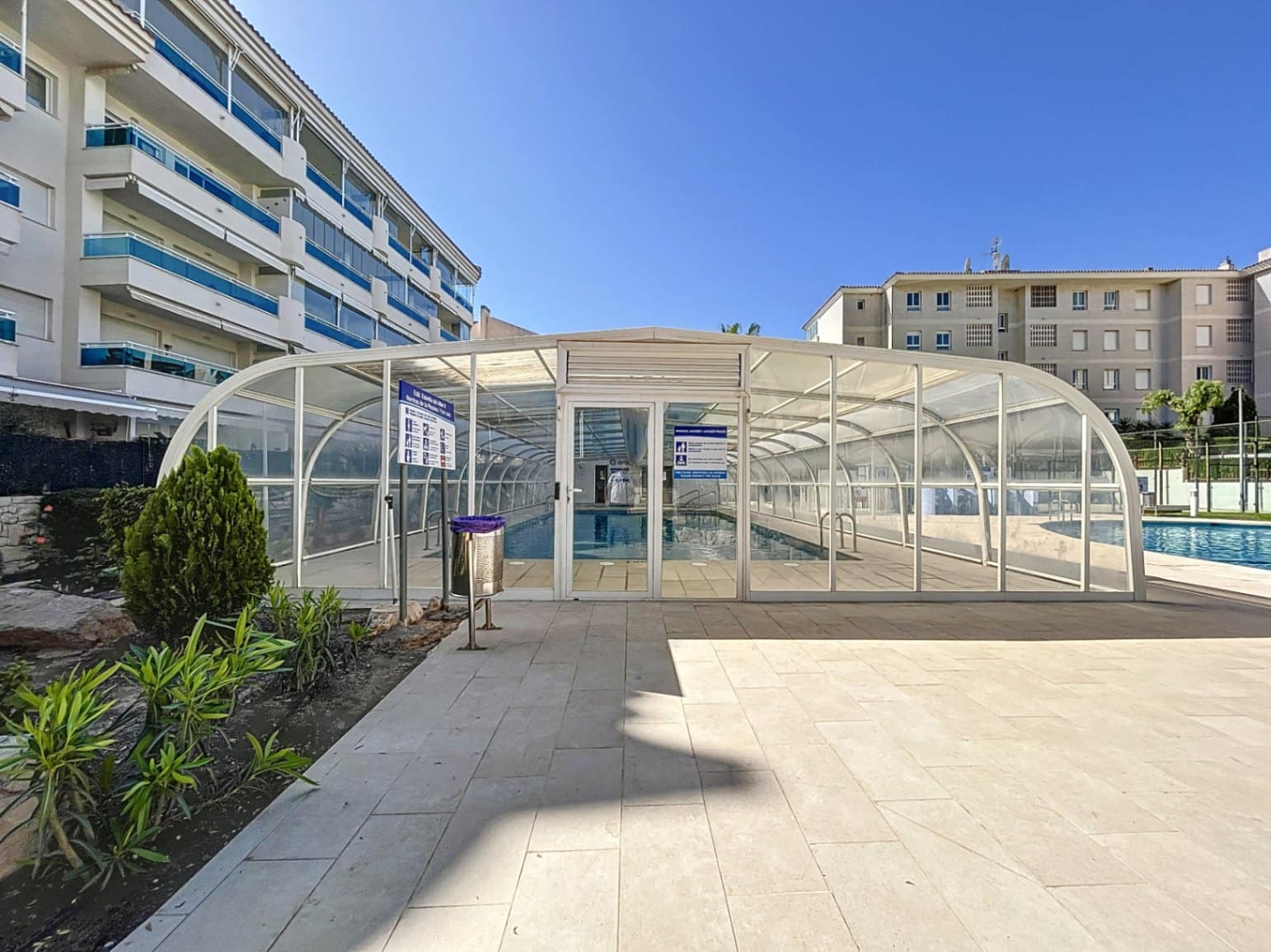 2 slaapkamer Appartement te koop in Albir met zwembad garage - € 385.000 (Ref: 9076881)