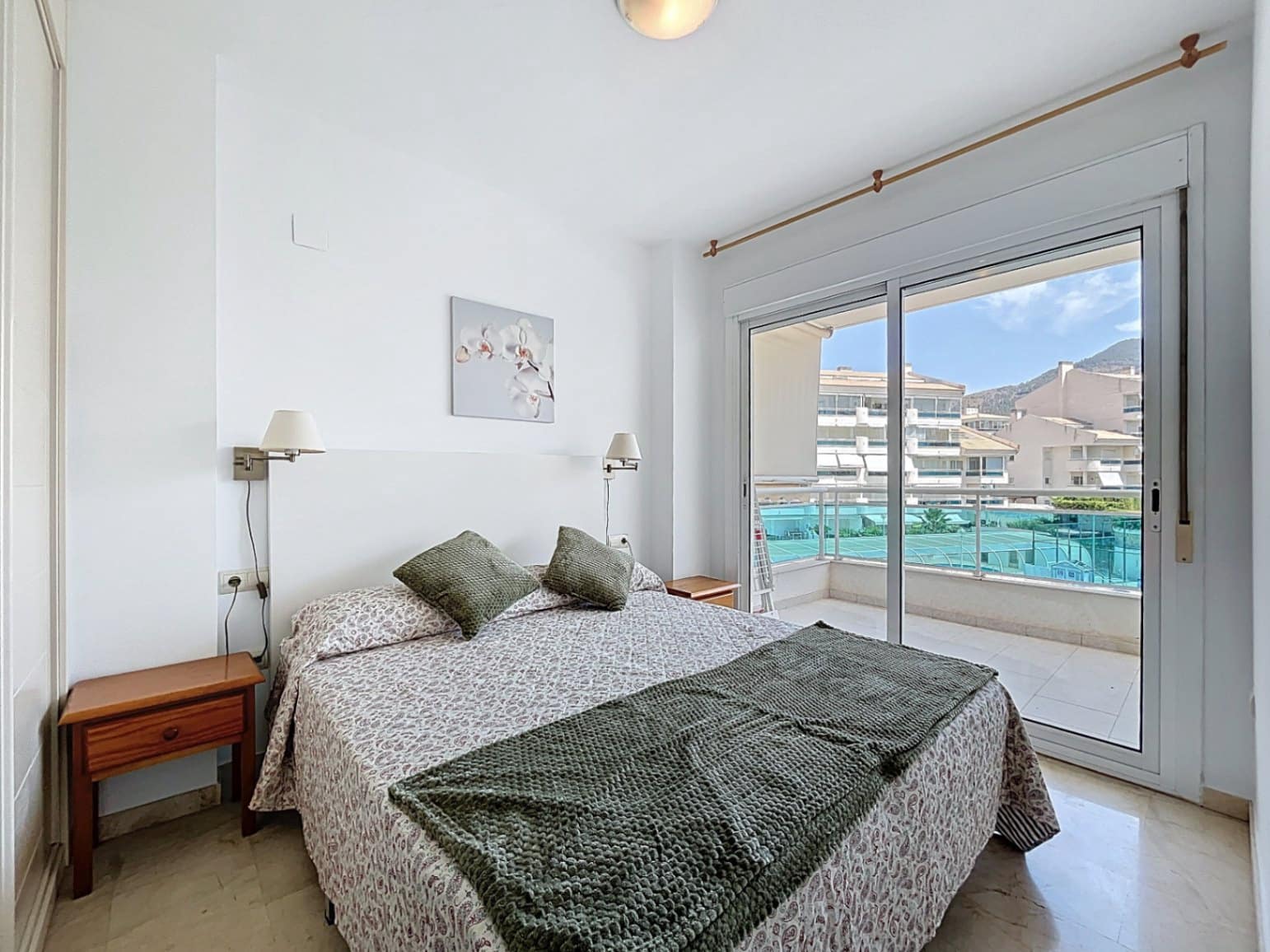 2 slaapkamer Appartement te koop in Albir met zwembad garage - € 385.000 (Ref: 9076881)