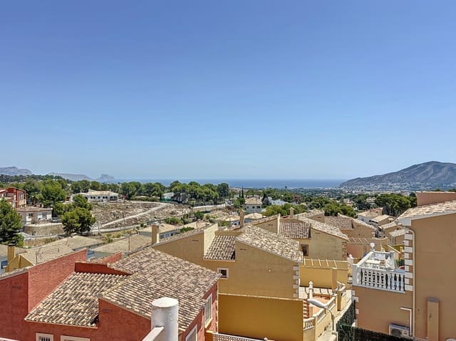 4 bedroom Semi-detached Villa for sale in La Nucia Pueblo  , La Nucia with garage - € 360,000 (Ref: 9087519)
