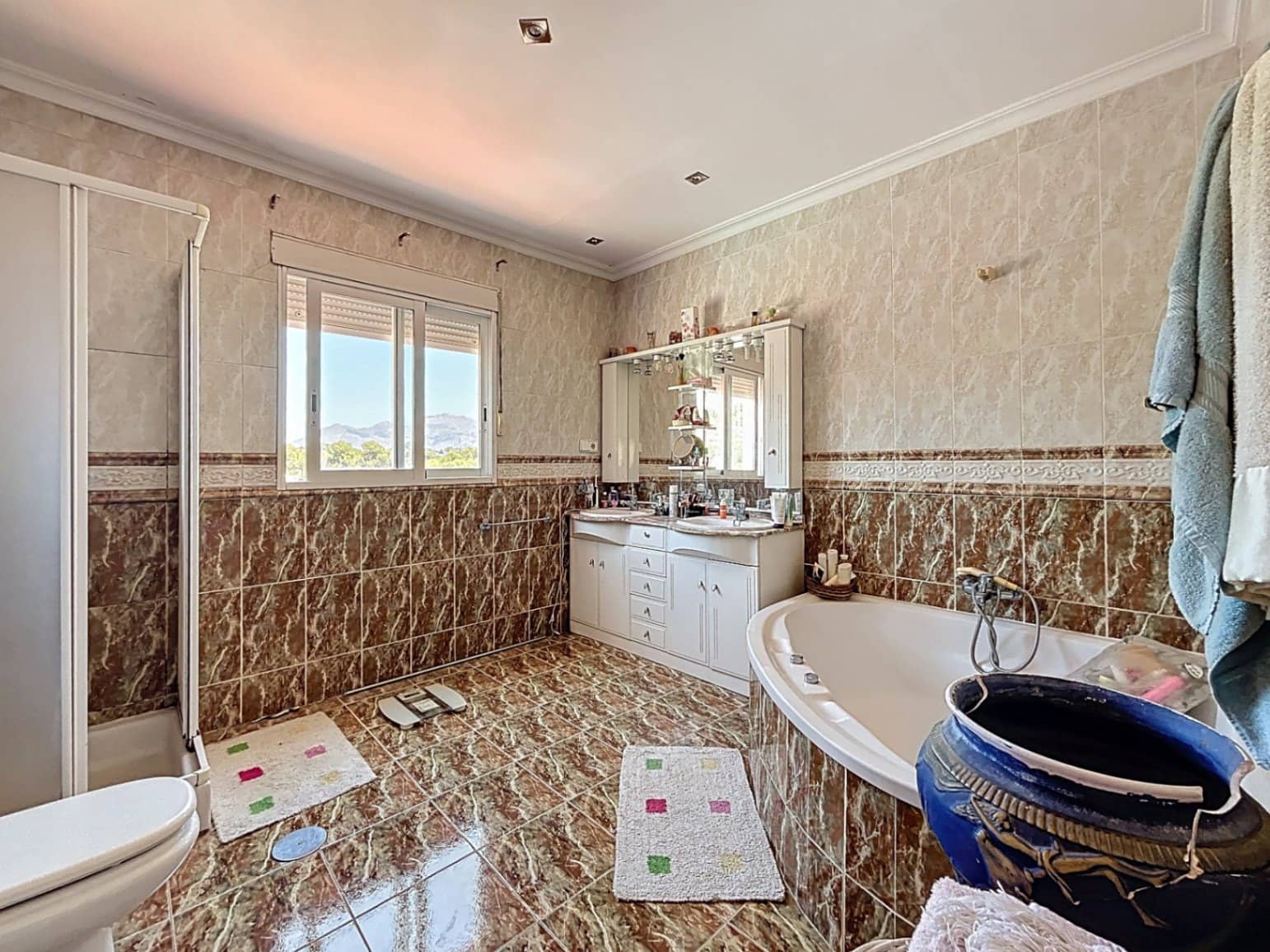 4 quarto Moradia Geminada para venda em La Nucia com garagem - 360 000 € (Ref: 9087519)