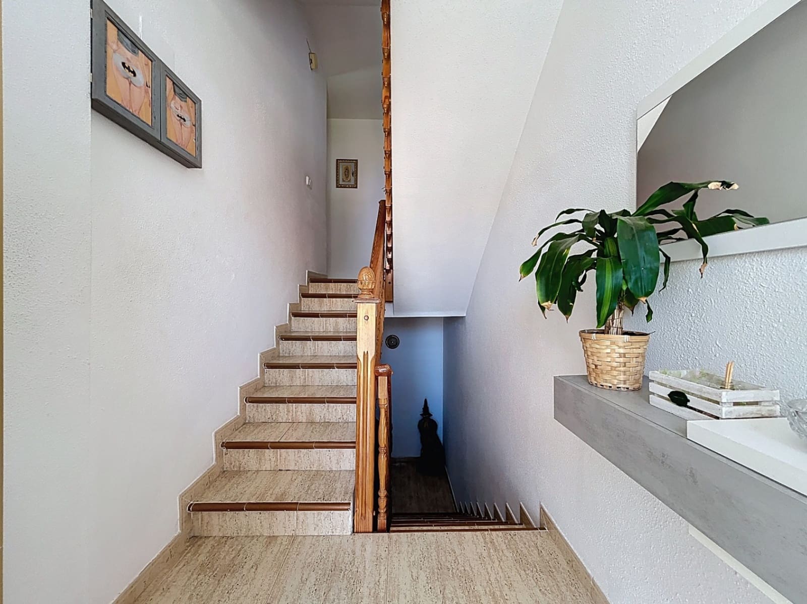 4 quarto Moradia Geminada para venda em La Nucia com garagem - 360 000 € (Ref: 9087519)