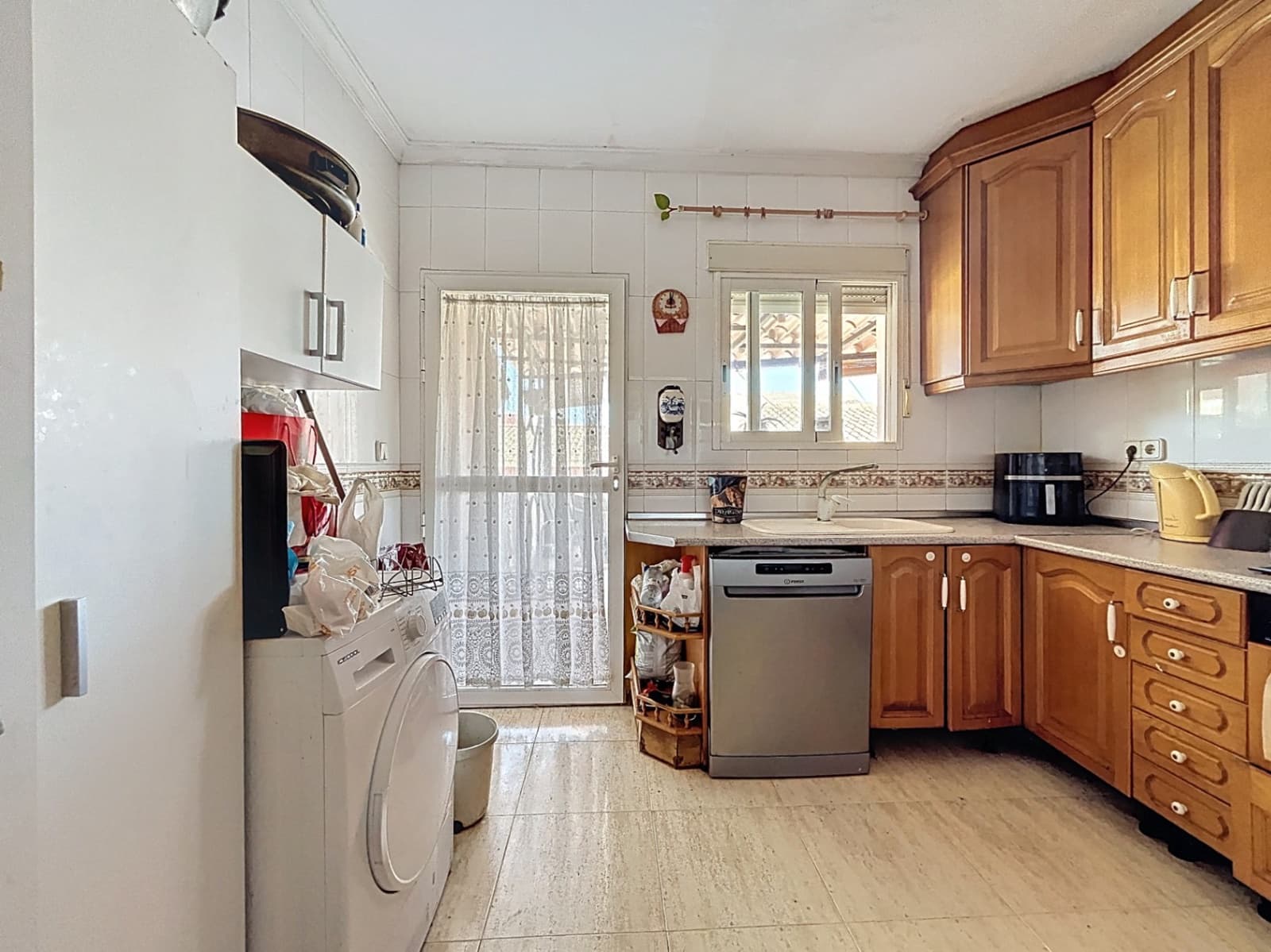 4 quarto Moradia Geminada para venda em La Nucia com garagem - 360 000 € (Ref: 9087519)