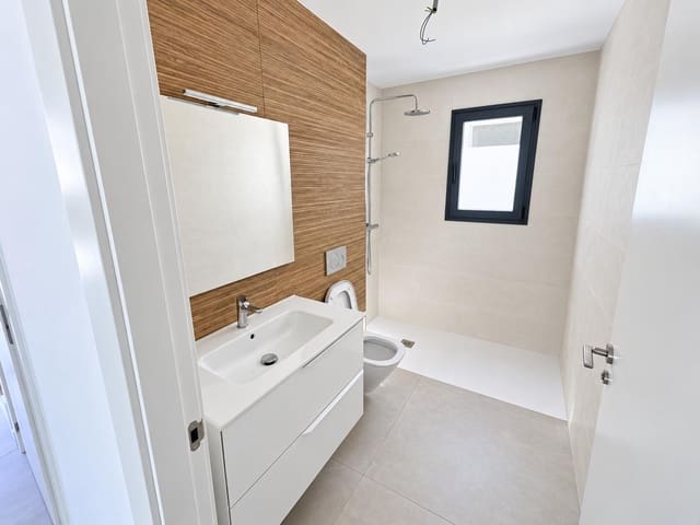 4 sypialnia Willa na sprzedaż w Albir, Alfaz del Pi / L'Alfàs del Pi z basenem garażem - 890 000 € (Ref: 9117467)