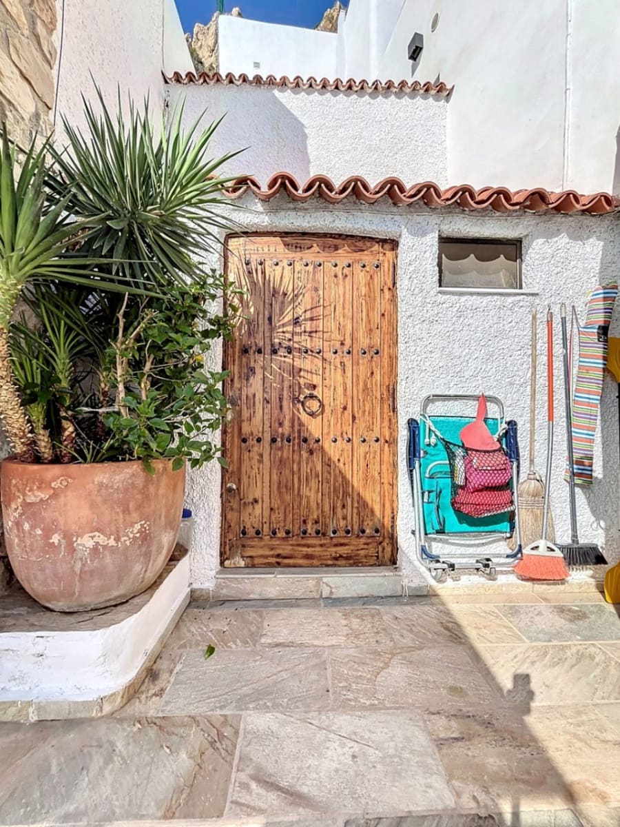 2 sypialnia Bungalow na sprzedaż w Benidorm - 530 000 € (Ref: 9123880)