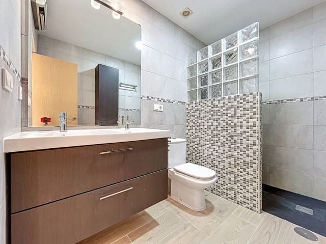 3 bedroom Bungalow for sale in La Nucia Pueblo  , La Nucia with pool garage - € 340,000 (Ref: 9133100)