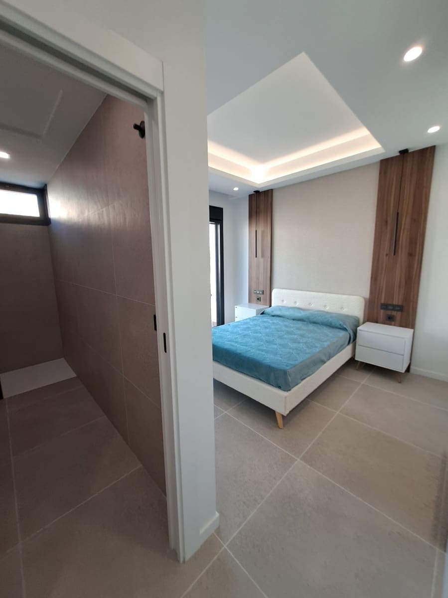 3 soveværelse Villa til salg i Polop med swimmingpool garage - € 525.000 (Ref: 9148082)