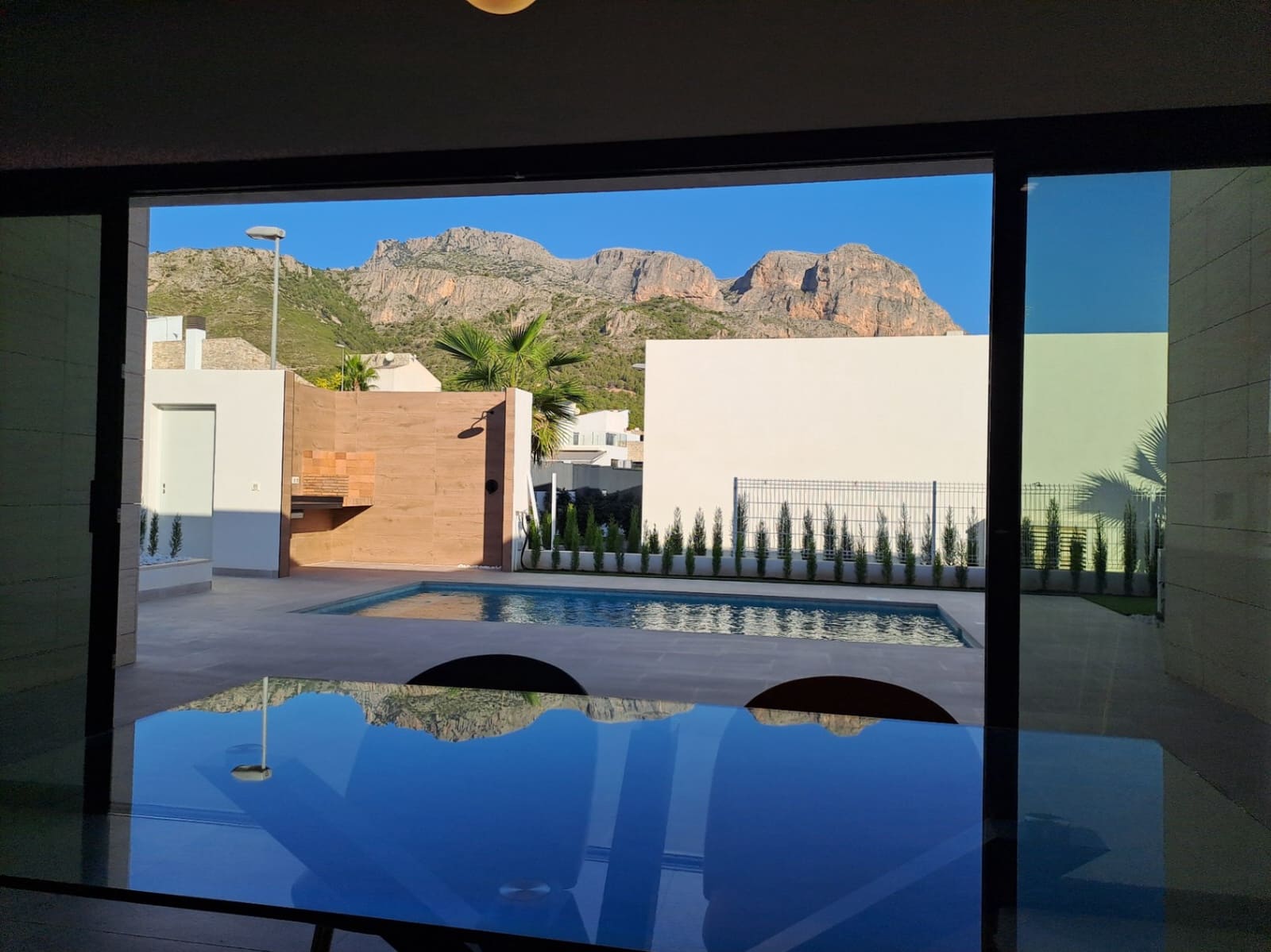 3 soveværelse Villa til salg i Polop med swimmingpool garage - € 525.000 (Ref: 9148082)