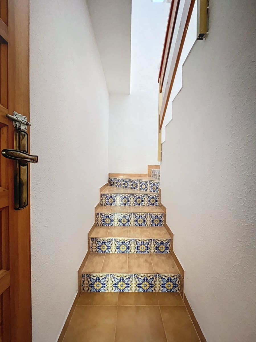 5 slaapkamer Villa te koop in Alfaz del Pi / L'Alfas del Pi met garage - € 475.000 (Ref: 9163094)