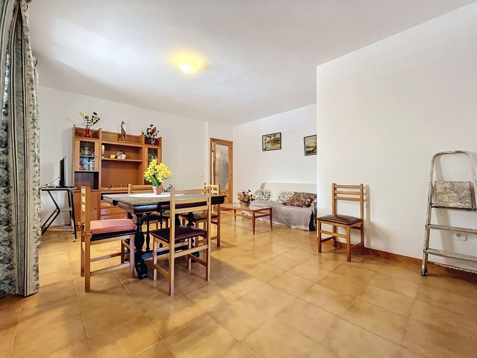 5 slaapkamer Villa te koop in Alfaz del Pi / L'Alfas del Pi met garage - € 475.000 (Ref: 9163094)