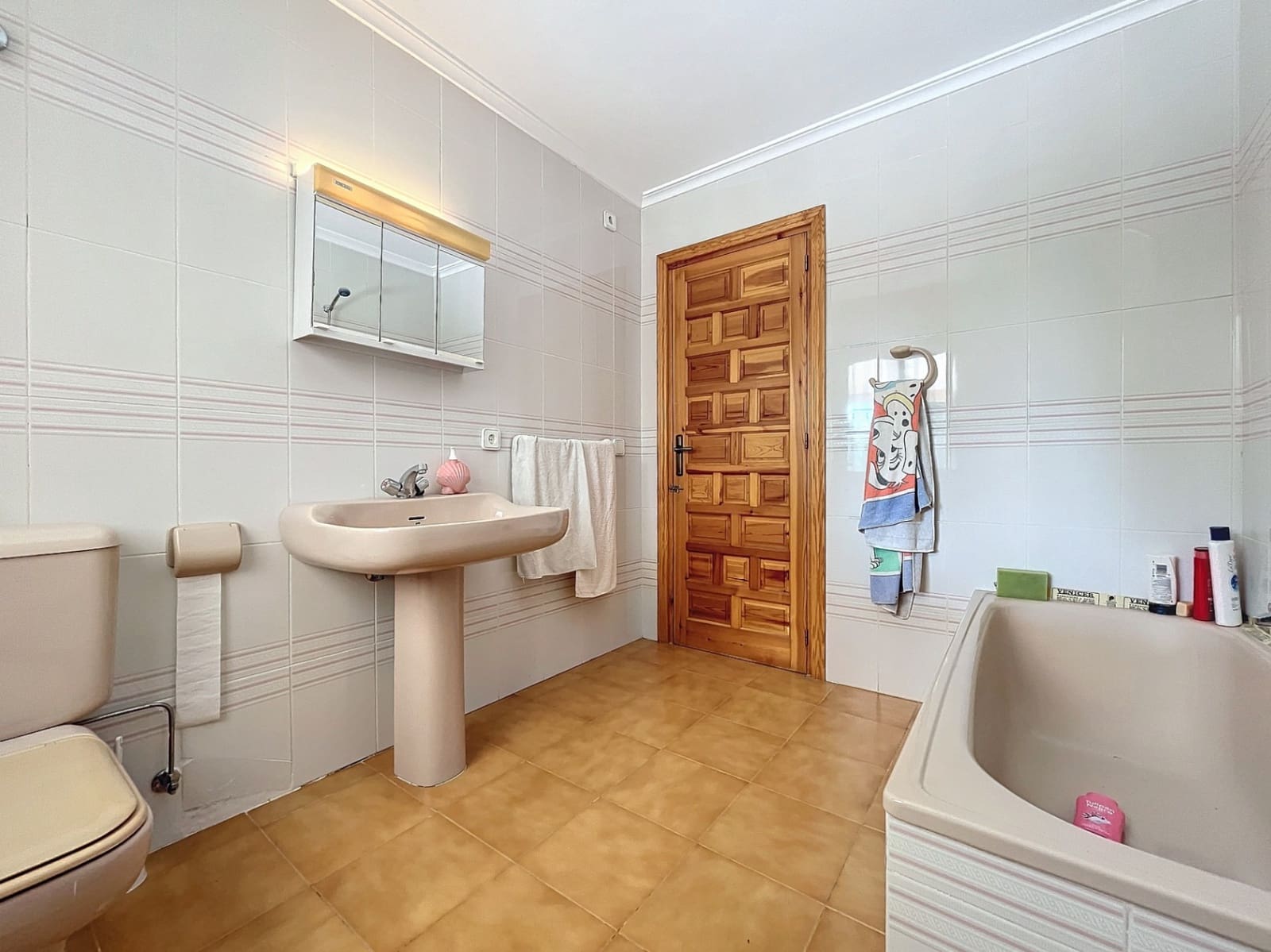 5 slaapkamer Villa te koop in Alfaz del Pi / L'Alfas del Pi met garage - € 475.000 (Ref: 9163094)