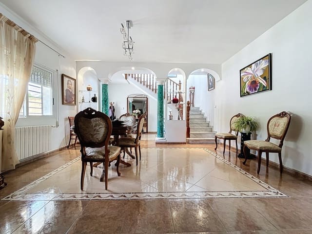 4 Zimmer Doppelhaus zu verkaufen in Pueblo - Urbanizaciones, Alfaz del Pi / L'Alfàs del Pi mit Pool Garage - 485.000 € (Ref: 9172154)