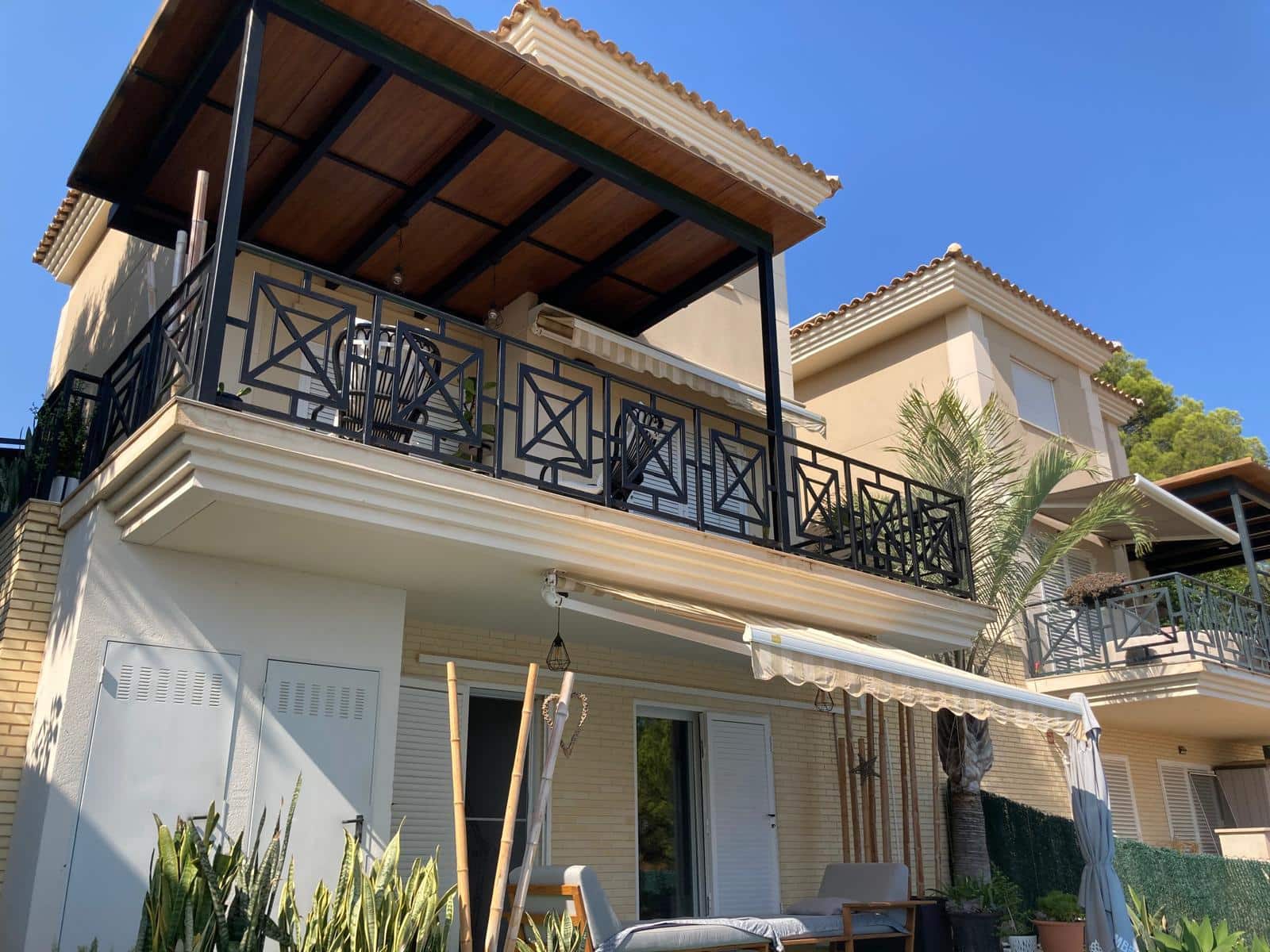 3 quarto Moradia Geminada para venda em La Nucia com piscina garagem - 435 000 € (Ref: 9181534)