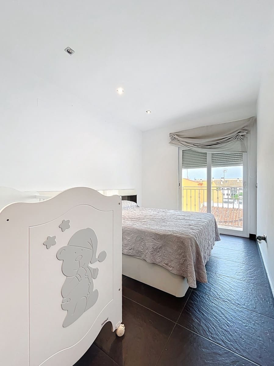 3 makuuhuone Huoneisto myytävänä paikassa La Nucia mukana 
autotalli - 230 000 € (Ref: 9194729)