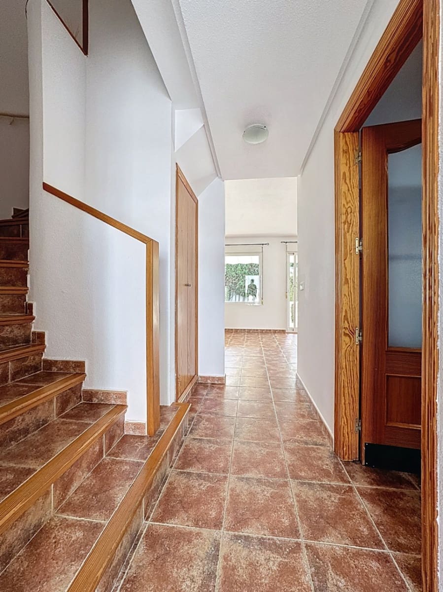 3 soveværelse Bungalow til leje i Albir med swimmingpool garage - € 1.600 (Ref: 9200889)