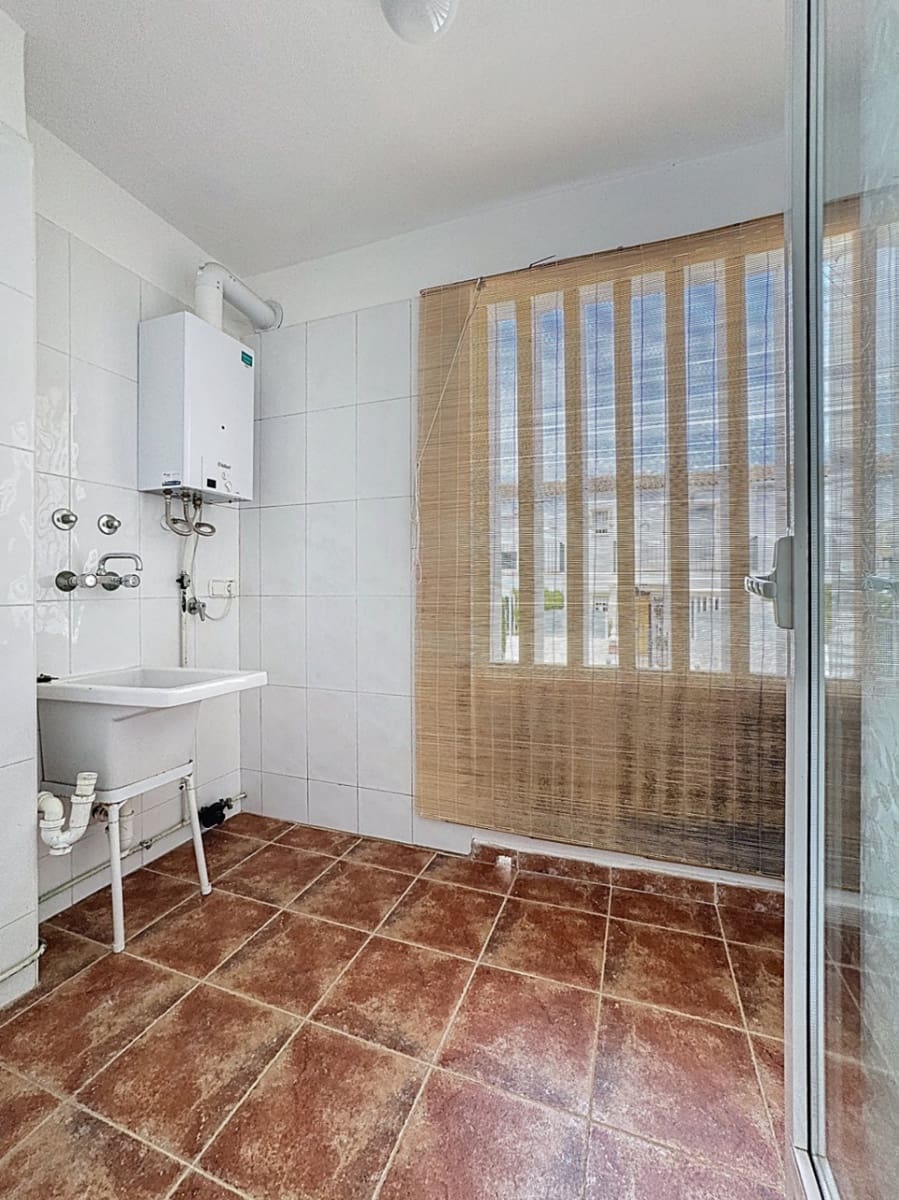 3 soveværelse Bungalow til leje i Albir med swimmingpool garage - € 1.600 (Ref: 9200889)