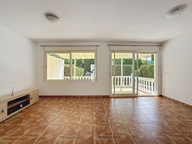 3 Zimmer Bungalow zu vermieten in Albir, Alfaz del Pi / L'Alfàs del Pi mit Pool Garage - 1.600 € (Ref: 9200889)